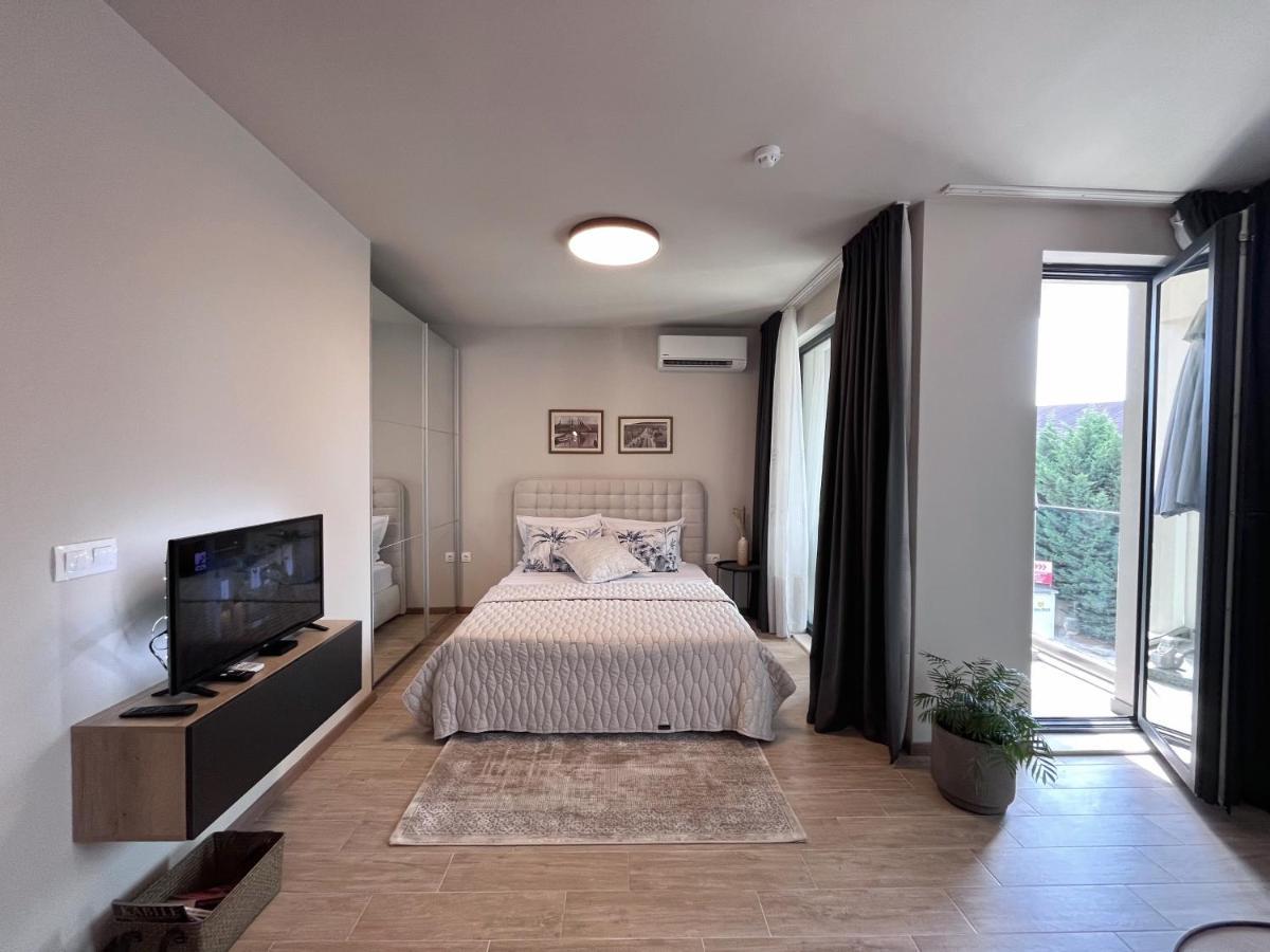 Azur Alegria Studio - Free Parking & Pool St. Konstantin og Helena Eksteriør bilde